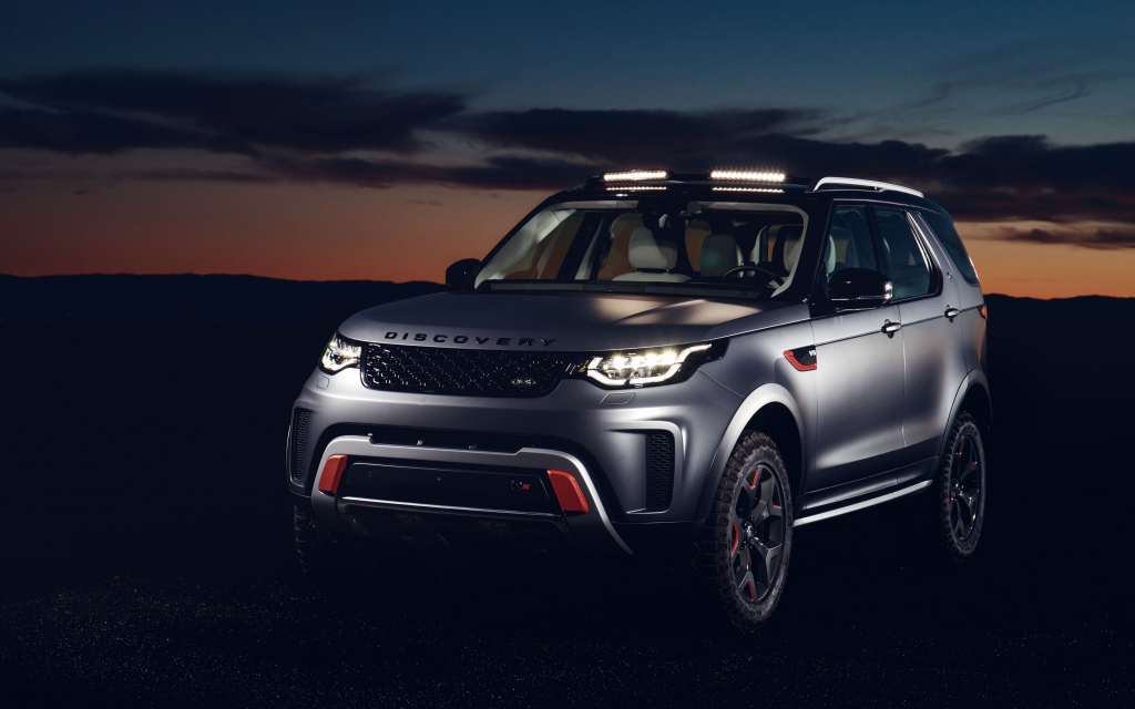 Land Rover Discovery SVX 2018 Wallpaper