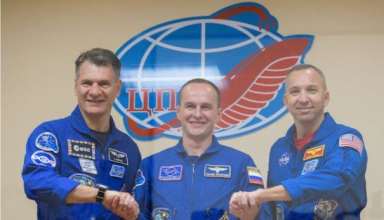 موشک سویوز امشب با سه فضانورد به فضا می رود