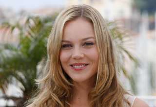 Abbie Cornish Wallpaper