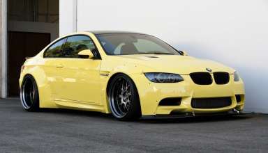 BMW E92 Yellow Wallpaper