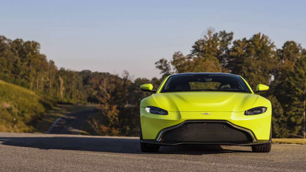 Aston Martin Cantage 2018 Wallpaper