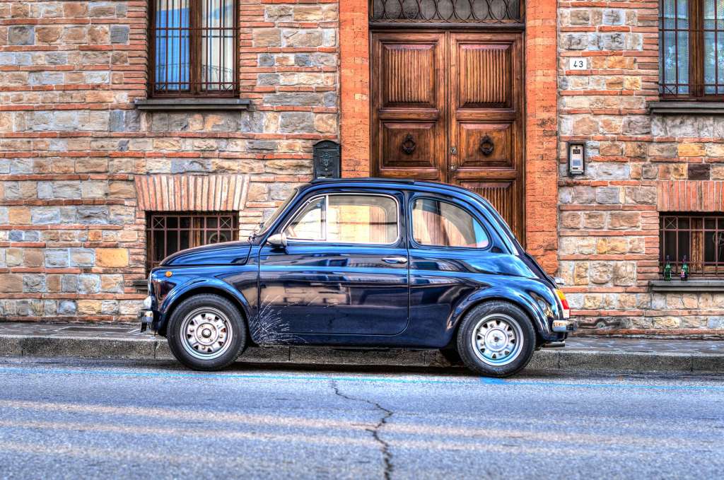 Auto Mini Retro Side View HDR Wallpaper