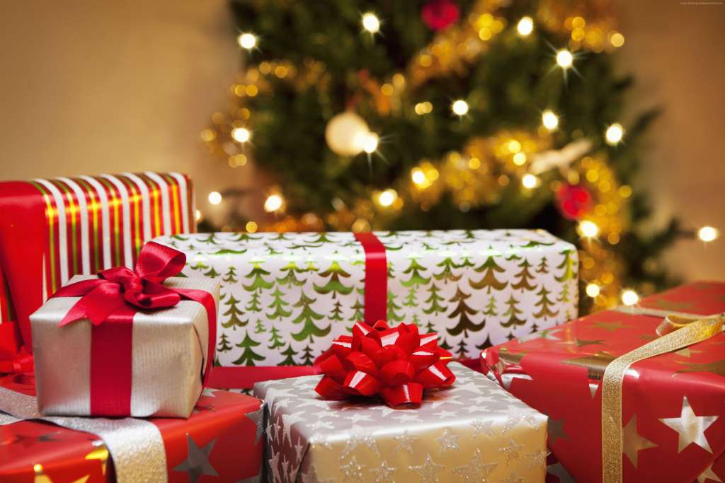Christmas New Year Gifts Wallpaper