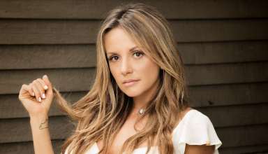 Carly Pearce Wallpaper