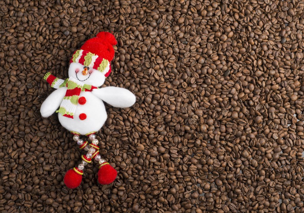 Christmas New Year Snowman Coffee 5k Wallpaper