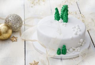 Christmas Cake 5k Wallpaper