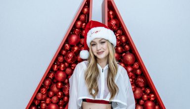 Gigi Hadid Reebok Christmas Event Wallpaper