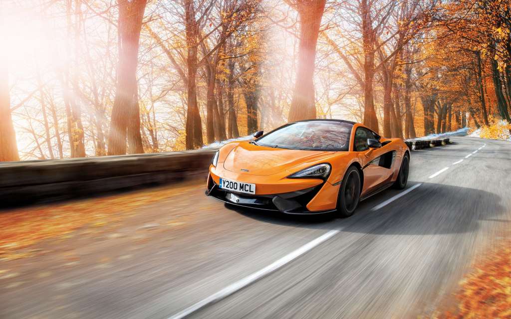 McLaren 570S Pirelli MC Sottozero 3 Winter Tires 4k Wallpaper