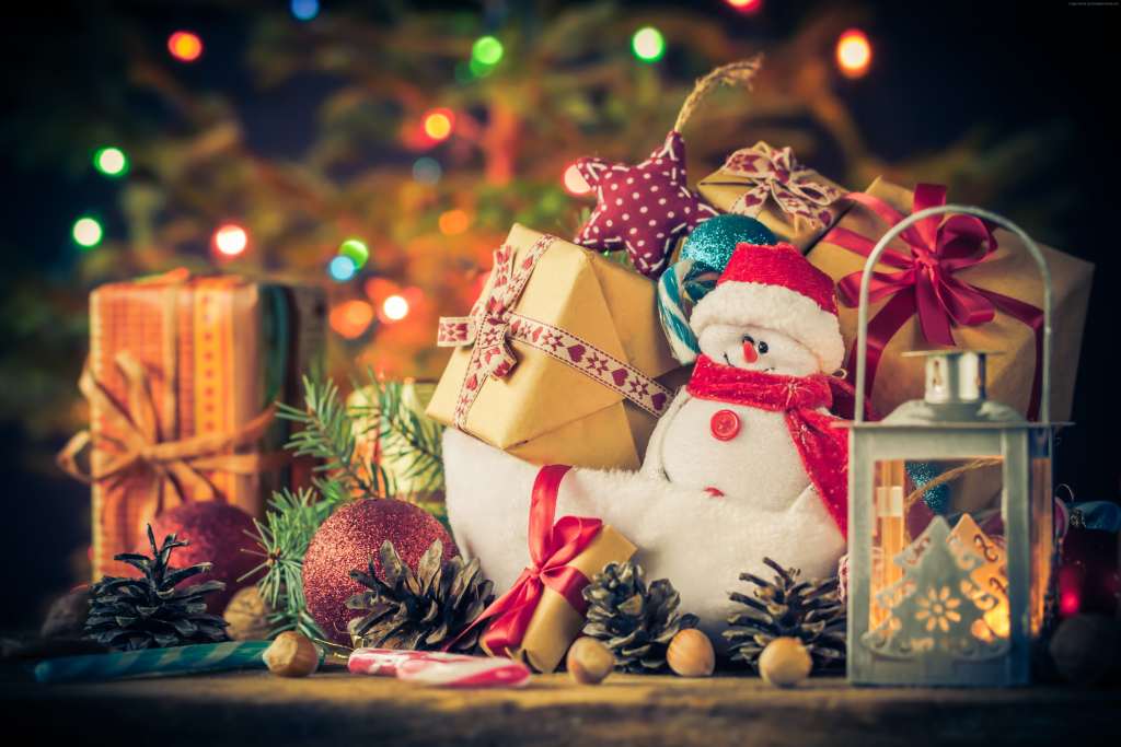 New Year Christmas Gifts Snowman 4k Wallpaper