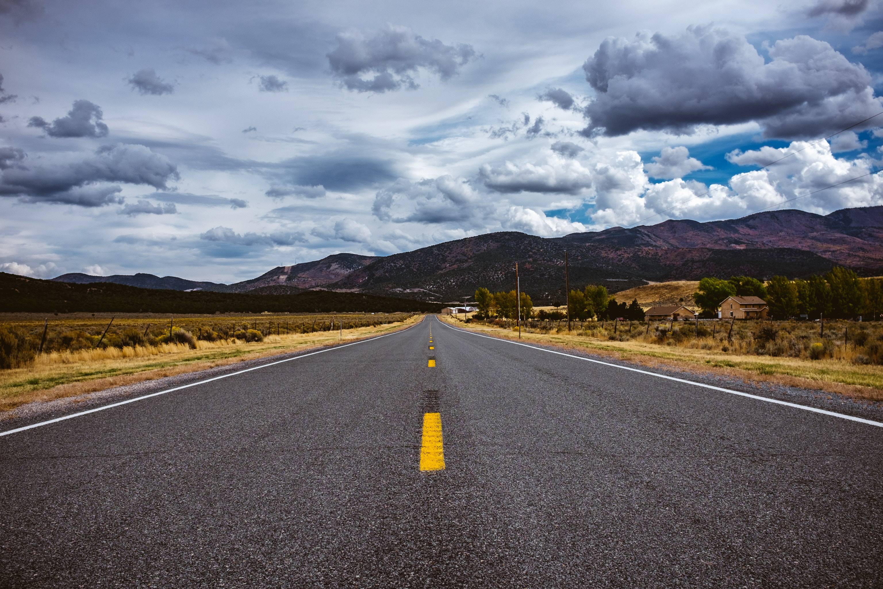 Wide road. Дорога. Красивые дороги. Красивый вид дороги. Красивая дорога.