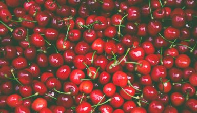 Pile of Cherry Fruit Wallpaper