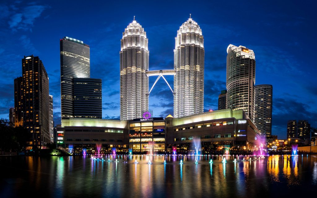 Petronas Towers Malaysia Skyline 4k Wallpaper