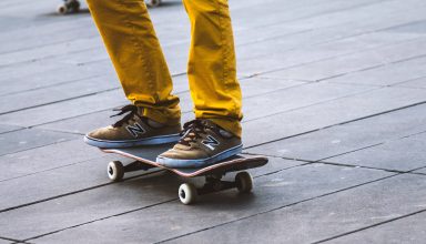 Skateboard Sneakers Legs Wallpaper