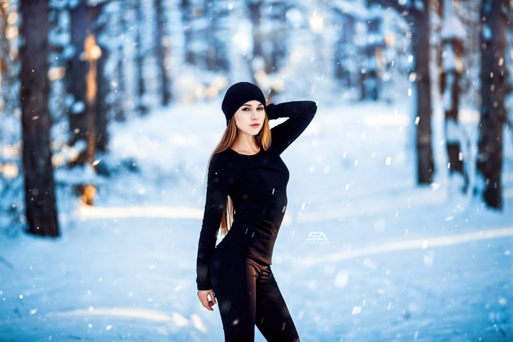 Woman at Outdoors Snow Wallpaper