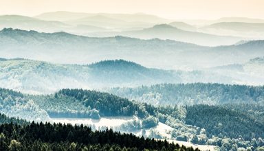 Foggy Mountains Wallpaper