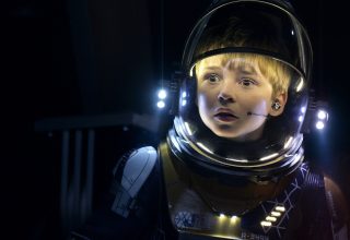 Lost in Space Season 1 Max Jenkins TV Series Wallpaper