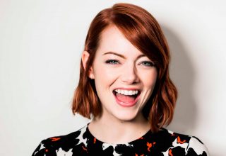 Emma Stone New Wallpaper