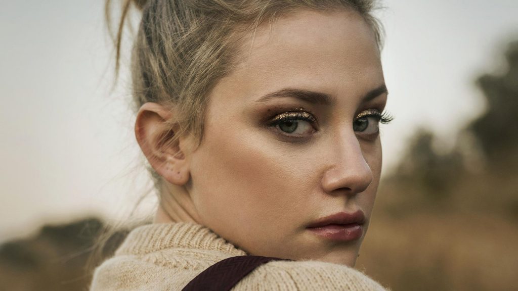 Lili Reinhart Wallpaper