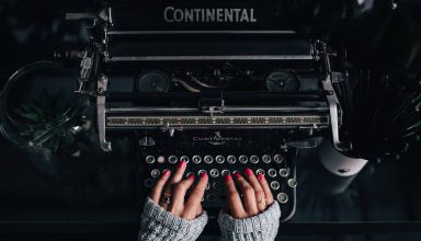 Typewriter Hands Manicure Wallpaper