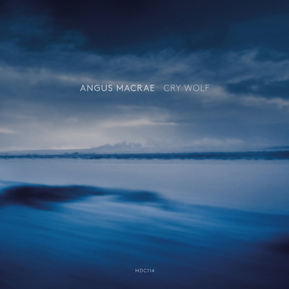 دانلود آلبوم موسیقی Cry Wolf توسط Angus MacRae