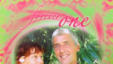 دانلود آلبوم موسیقی Forever One توسط Terry Oldfield Soraya Saraswati